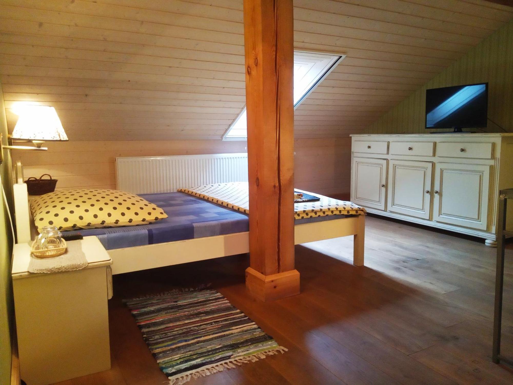 Senosios Geguzines Ukis Guest House Room photo