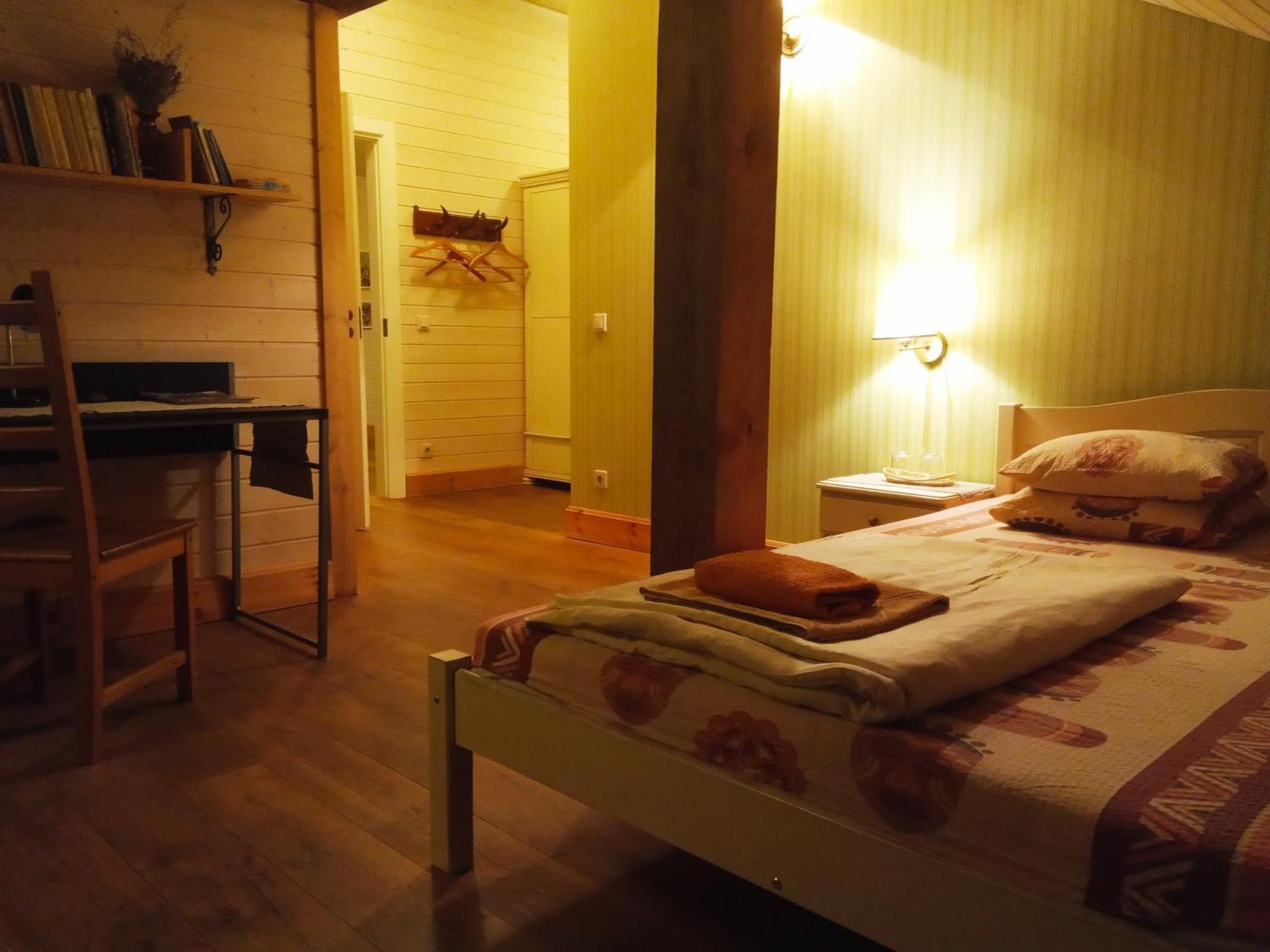 Senosios Geguzines Ukis Guest House Room photo