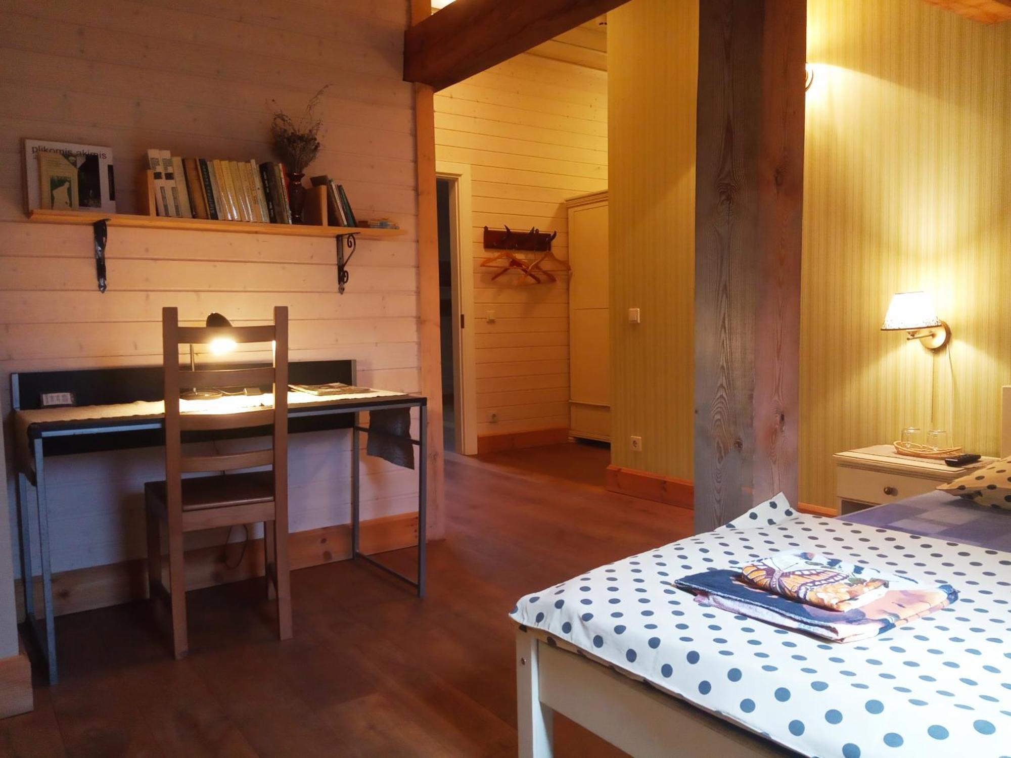 Senosios Geguzines Ukis Guest House Room photo